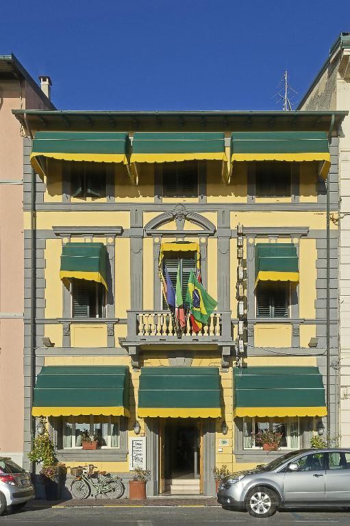 Hotel Bahia Виареджо Экстерьер фото