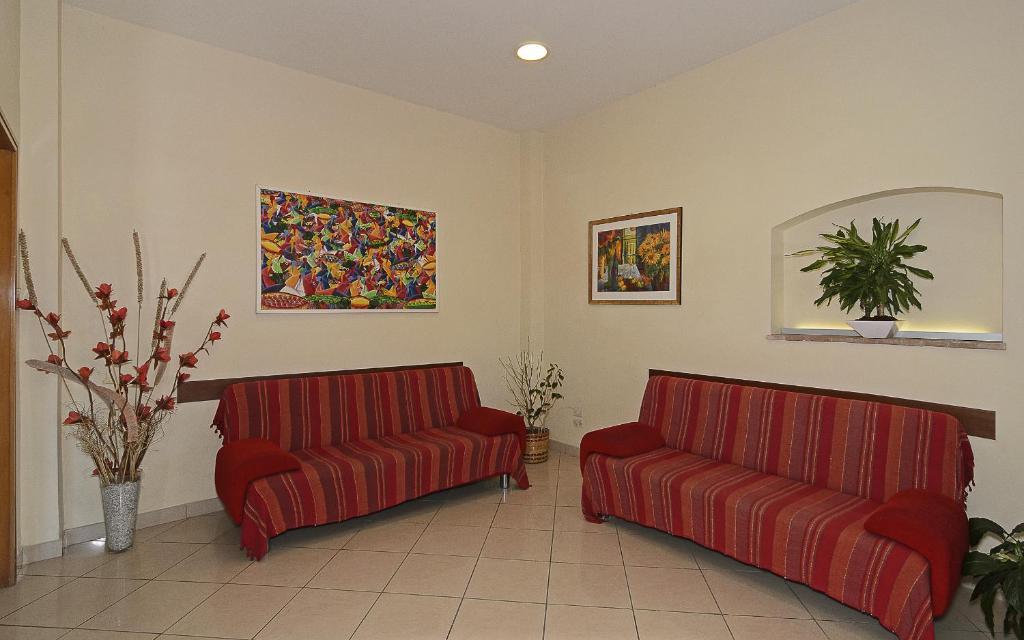 Hotel Bahia Виареджо Экстерьер фото